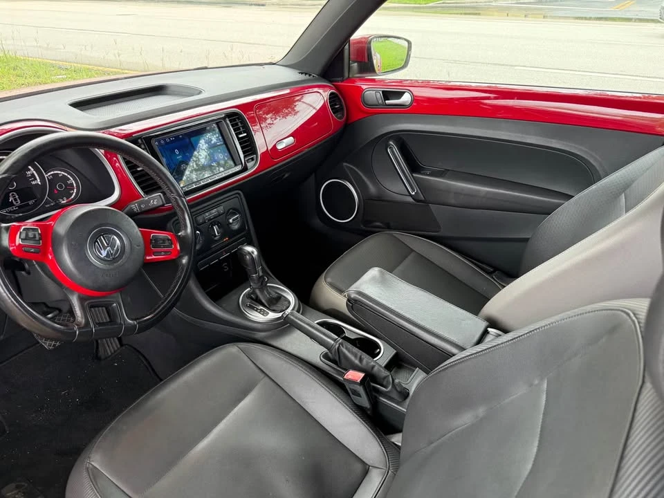 2014 Volkswagen A5 Beetle - Image 9 of 10