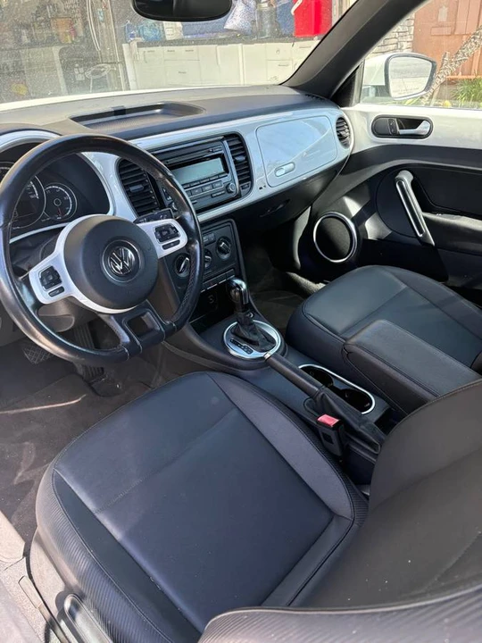 2014 Volkswagen A5 Beetle - Image 6 of 9