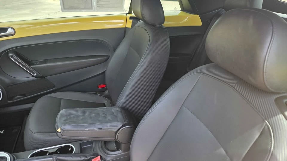 2014 Volkswagen A5 Beetle - Image 6 of 12
