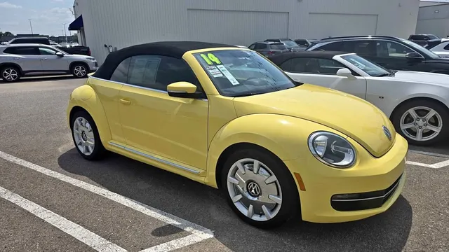 2014 Volkswagen Beetle Convertible