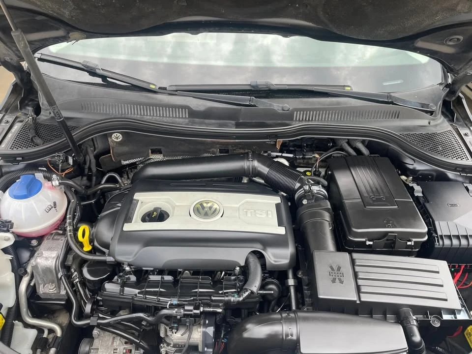 2014 Volkswagen CC - Image 18 of 19