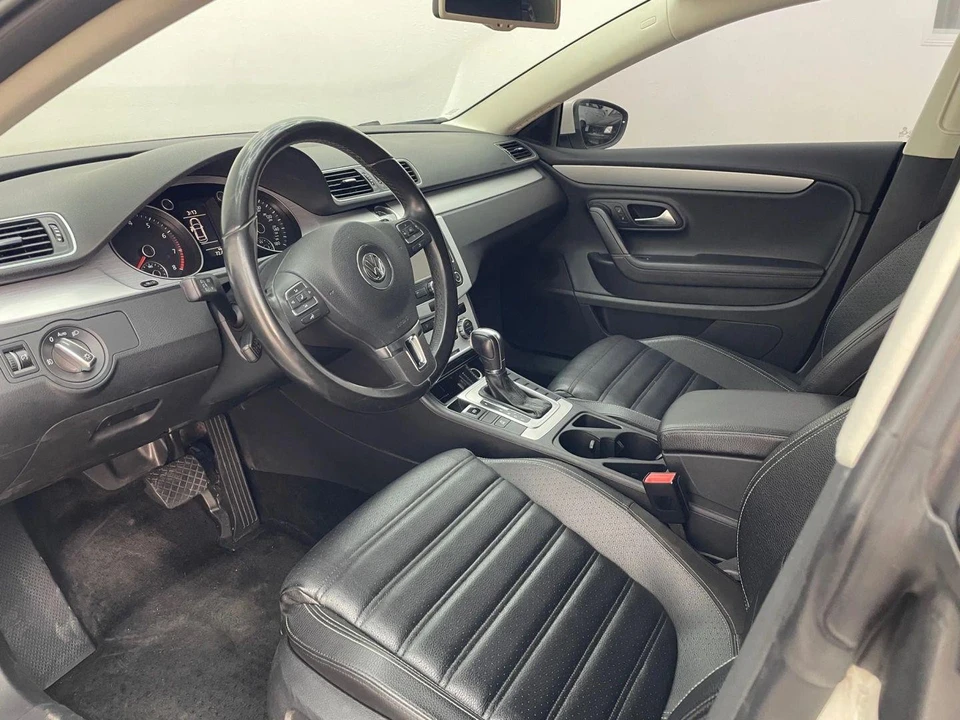 2014 Volkswagen CC - Image 11 of 21
