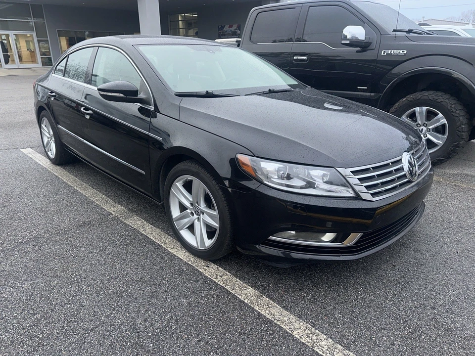 2014 Volkswagen CC - Image 2 of 10