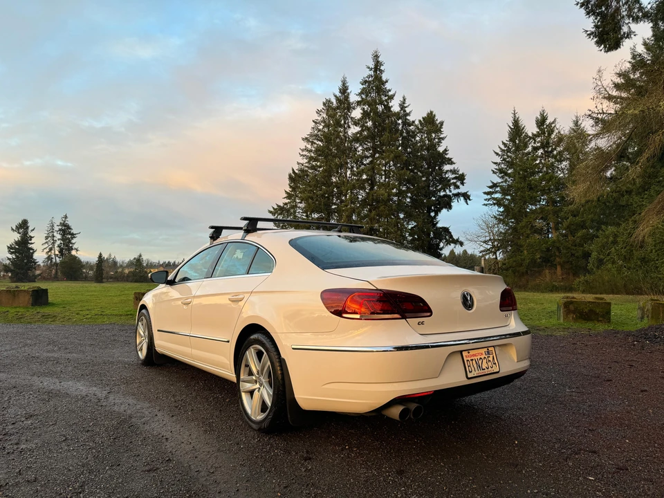 2014 Volkswagen CC - Image 17 of 31