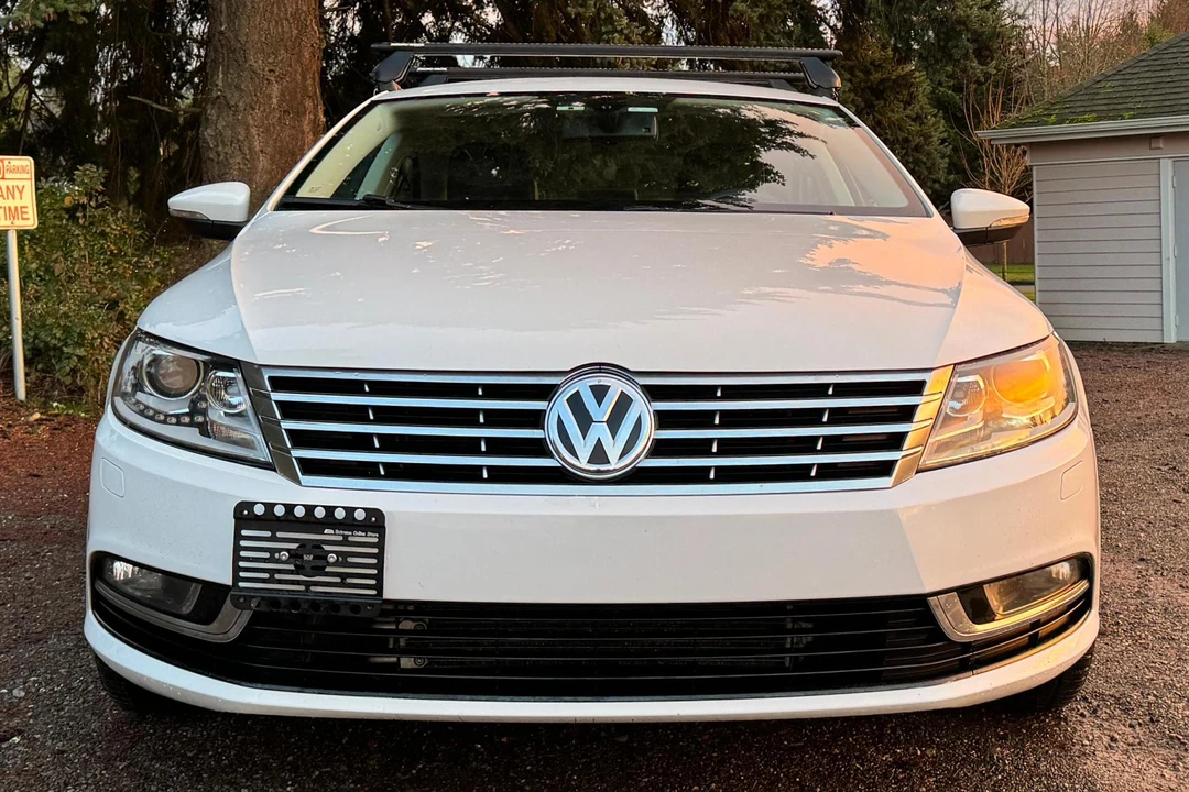 2014 Volkswagen CC - Image 2 of 31