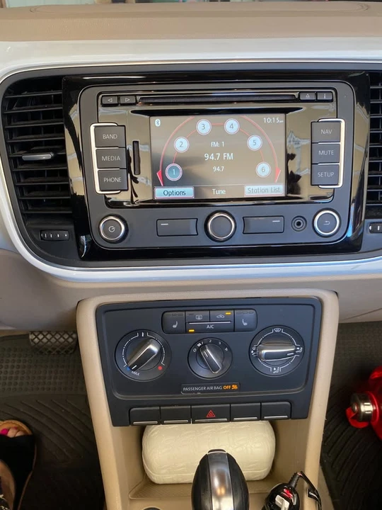 2014 Volkswagen A5 Beetle - Image 3 of 15