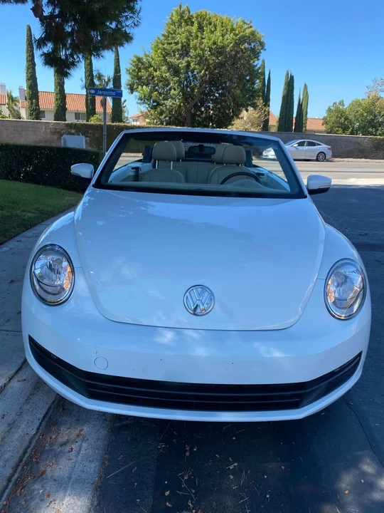 2014 Volkswagen A5 Beetle - Image 2 of 15