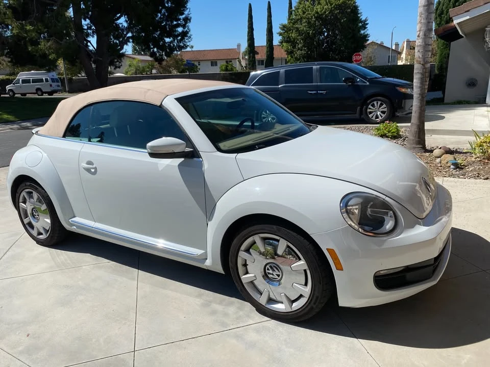 2014 Volkswagen A5 Beetle - Image 11 of 15