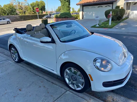 2014 Volkswagen New Beetle Convertible 1.8