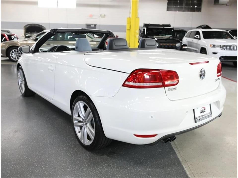 2014 Volkswagen Eos - Image 14 of 31