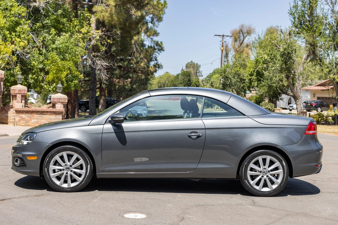 2014 Volkswagen Eos - Image 13 of 31