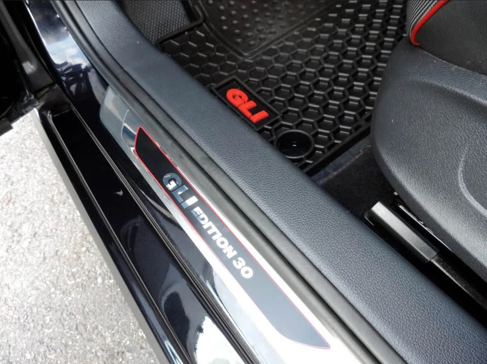 2014 Volkswagen A6 Jetta - Image 14 of 17