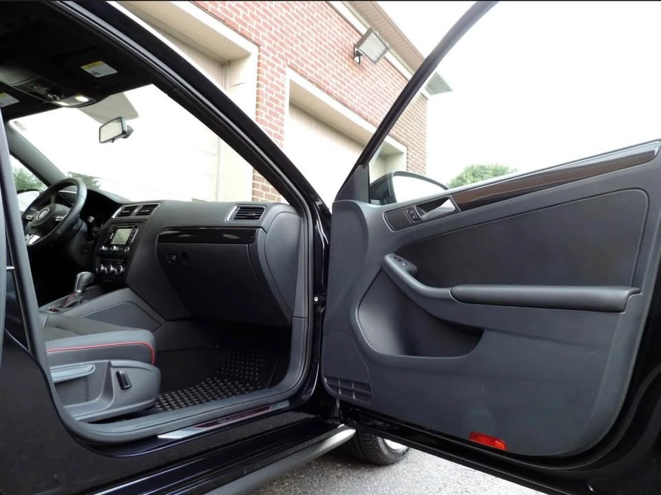 2014 Volkswagen A6 Jetta - Image 6 of 17