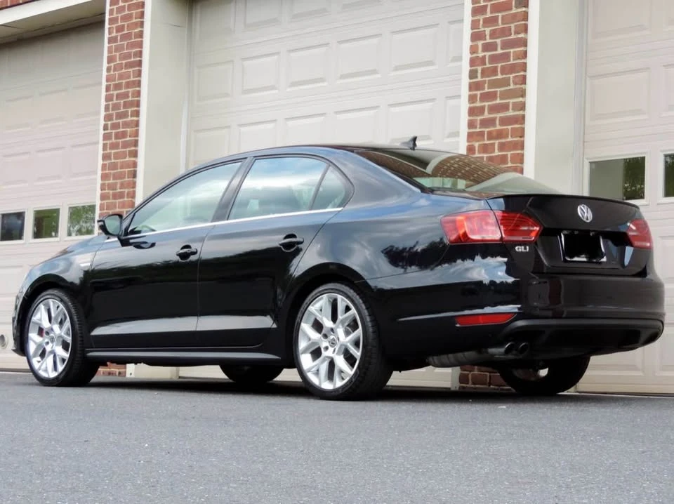 2014 Volkswagen A6 Jetta - Image 16 of 17
