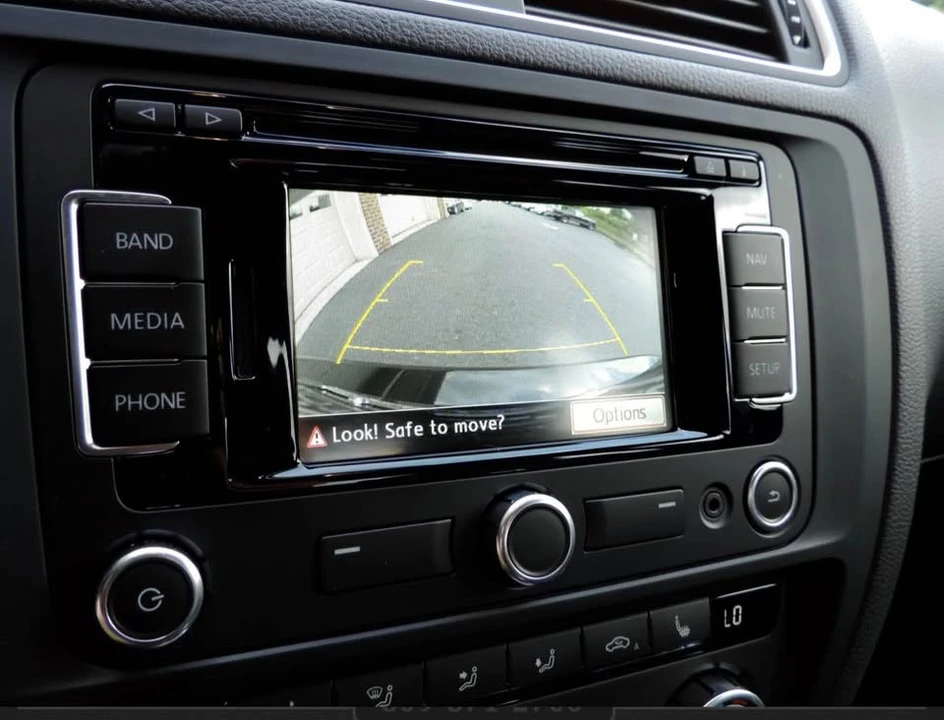2014 Volkswagen A6 Jetta - Image 10 of 17