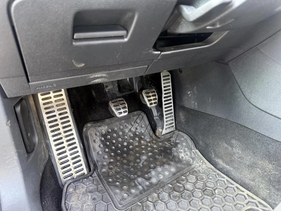 2014 Volkswagen GTI Mk6 - Image 16 of 21