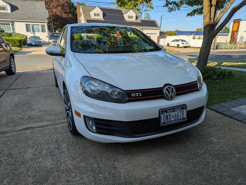 2014 Volkswagen GTI Mk6 - Image 2 of 24