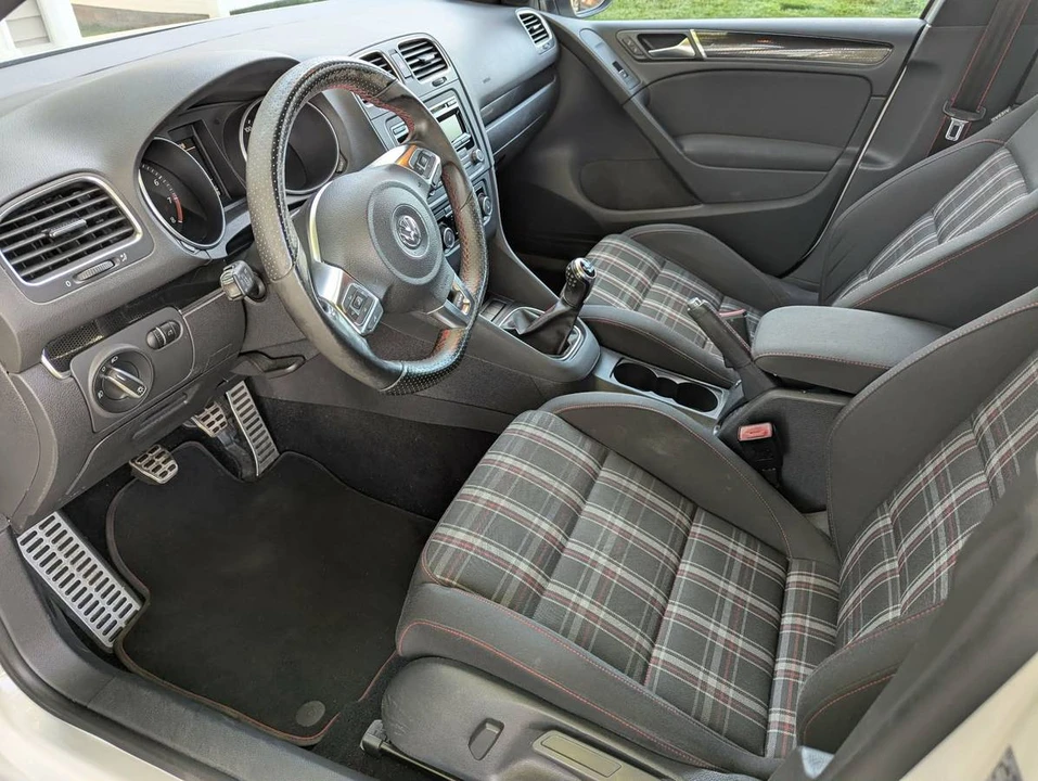 2014 Volkswagen GTI Mk6 - Image 17 of 24