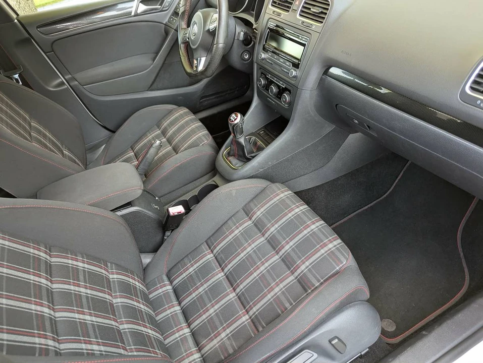 2014 Volkswagen GTI Mk6 - Image 20 of 24