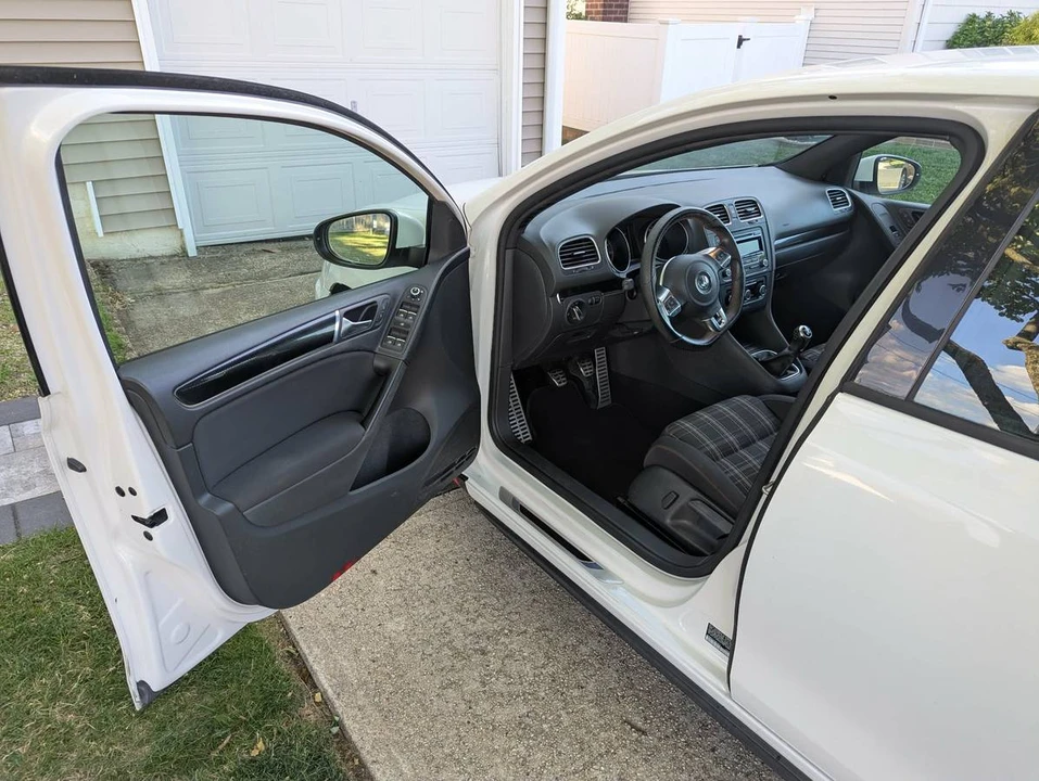 2014 Volkswagen GTI Mk6 - Image 16 of 24