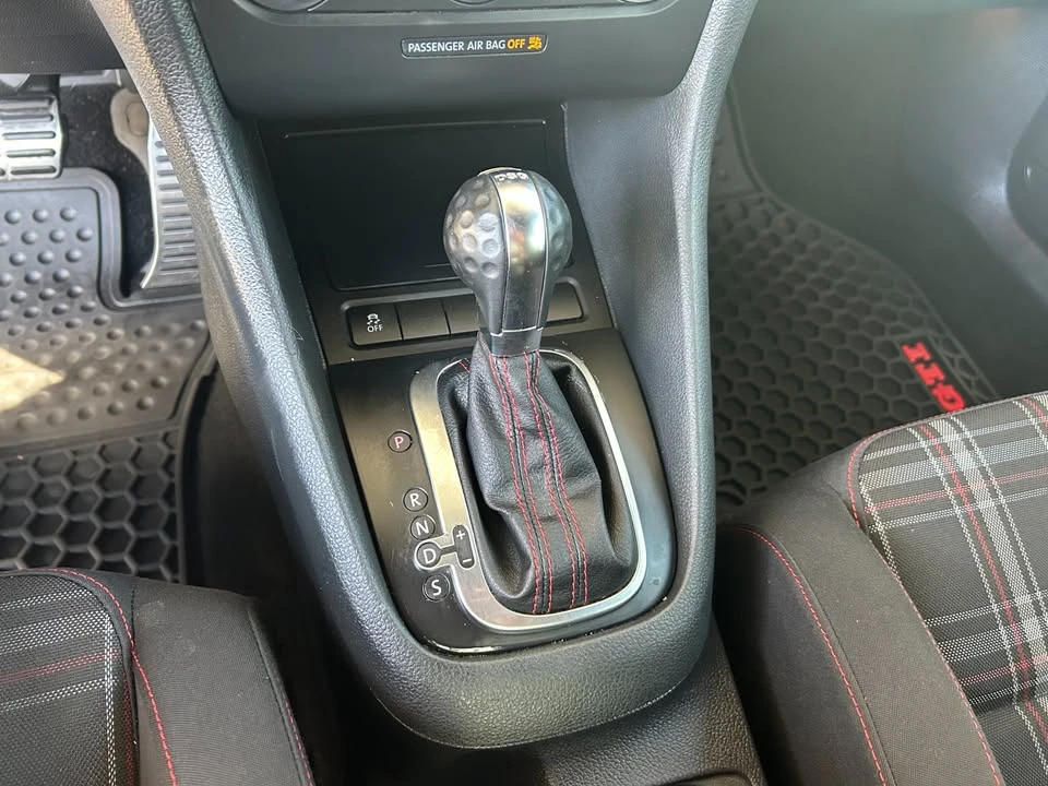 2014 Volkswagen GTI Mk6 - Image 11 of 19