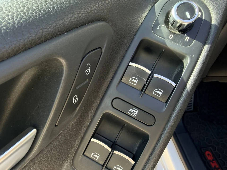 2014 Volkswagen GTI Mk6 - Image 19 of 21