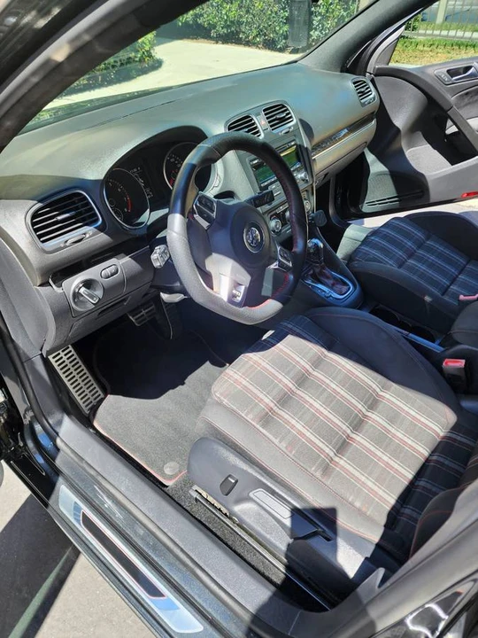 2014 Volkswagen GTI Mk6 - Image 14 of 20