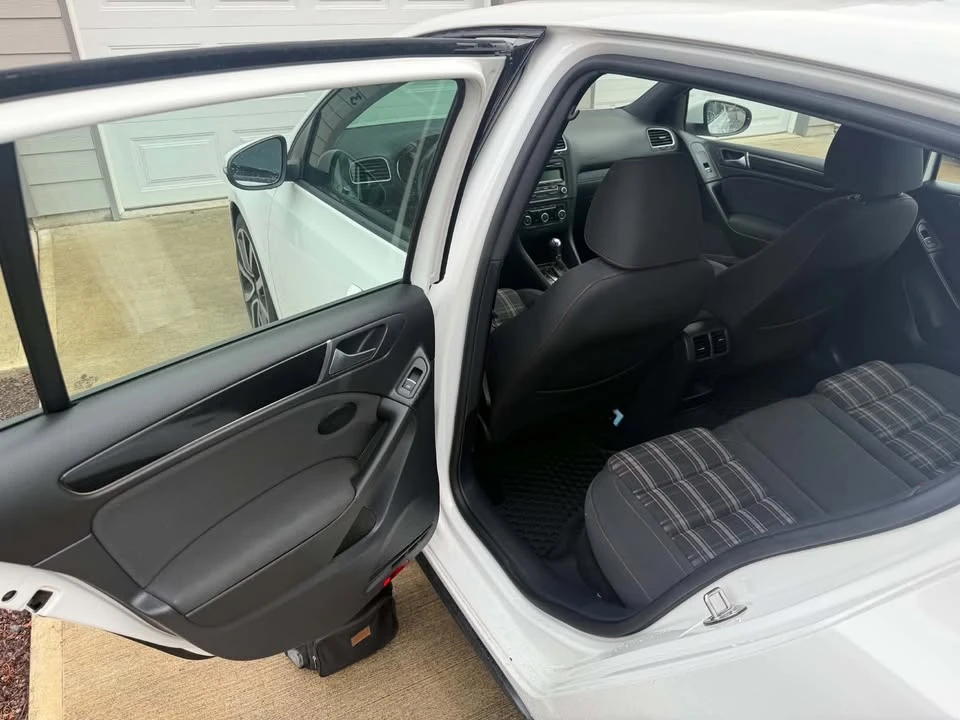 2014 Volkswagen GTI Mk6 - Image 13 of 17