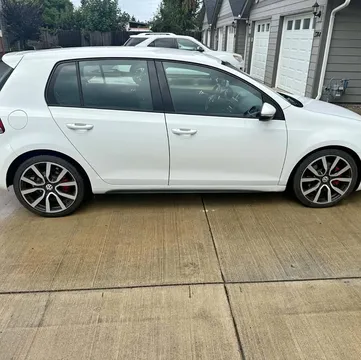 2014 Volkswagen GTI Wolfsburg