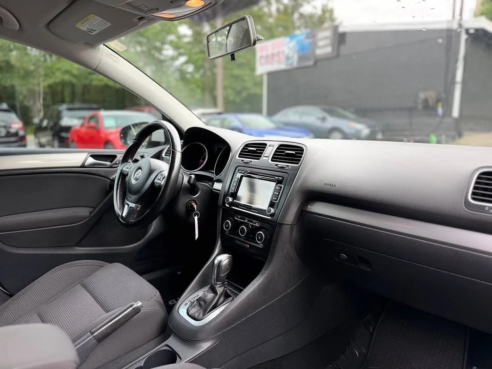 2014 Volkswagen Golf - Image 19 of 20