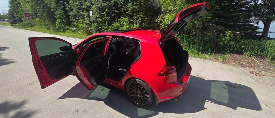 2014 Volkswagen Golf - Image 11 of 16