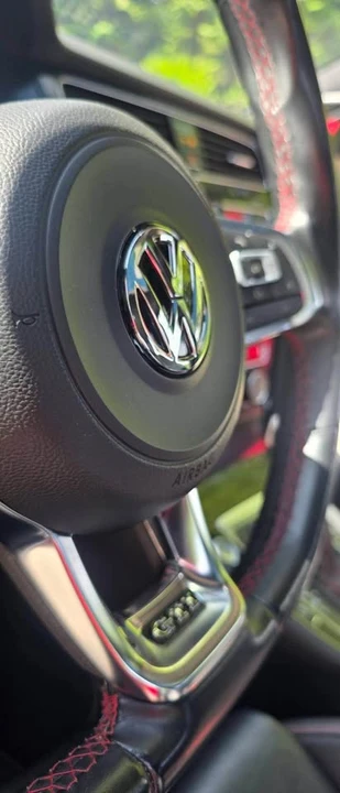 2014 Volkswagen Golf - Image 8 of 16