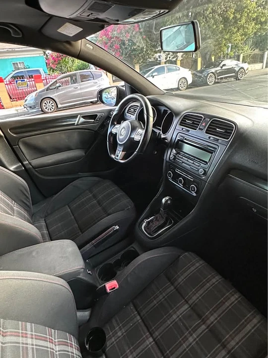2014 Volkswagen GTI Mk6 - Image 2 of 9