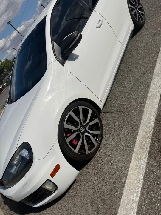 2014 Volkswagen GTI Mk6 - Image 4 of 7