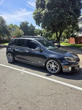 2014 Volkswagen Golf GTI SE Hatchback Sedan 4D
