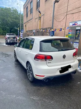 2014 Volkswagen Golf GTI Silver Trim