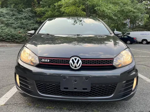2014 Volkswagen Golf GTI Wolfsburg Edition