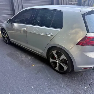 2014 Volkswagen GTI 2.0T Hatchback