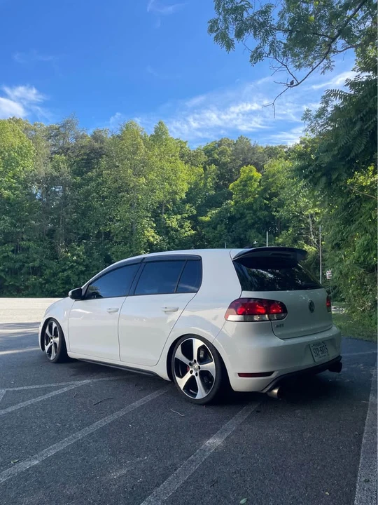2014 Volkswagen GTI Mk6 - Image 5 of 11