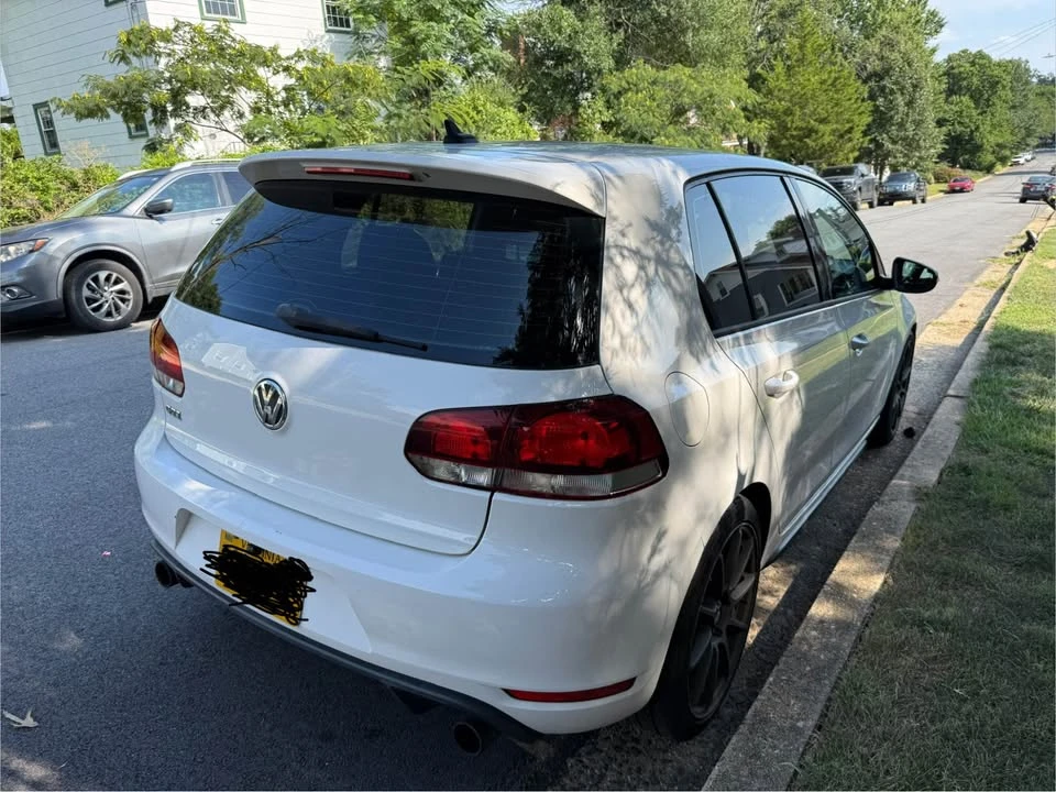 2014 Volkswagen GTI Mk6 - Image 9 of 10