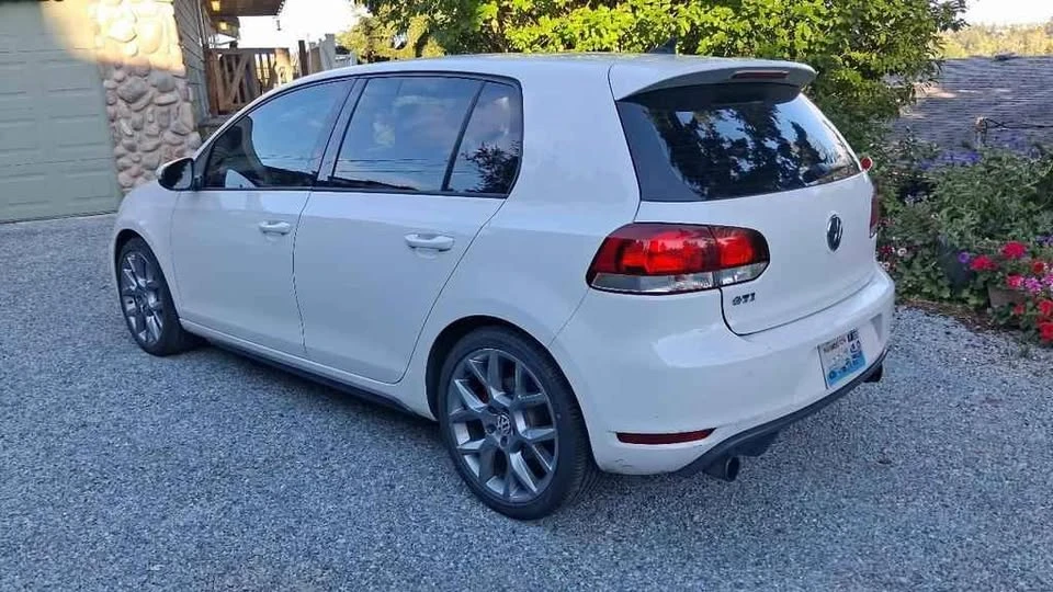 2014 Volkswagen GTI Mk6 - Image 4 of 6