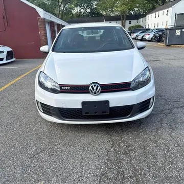 2014 Volkswagen Golf GTI Wolfsburg Edition