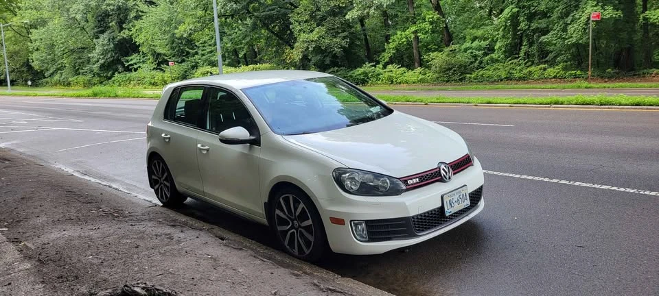 2014 Volkswagen GTI Mk6 - Image 2 of 13