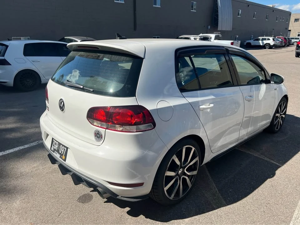 2014 Volkswagen GTI Mk6 - Image 4 of 8