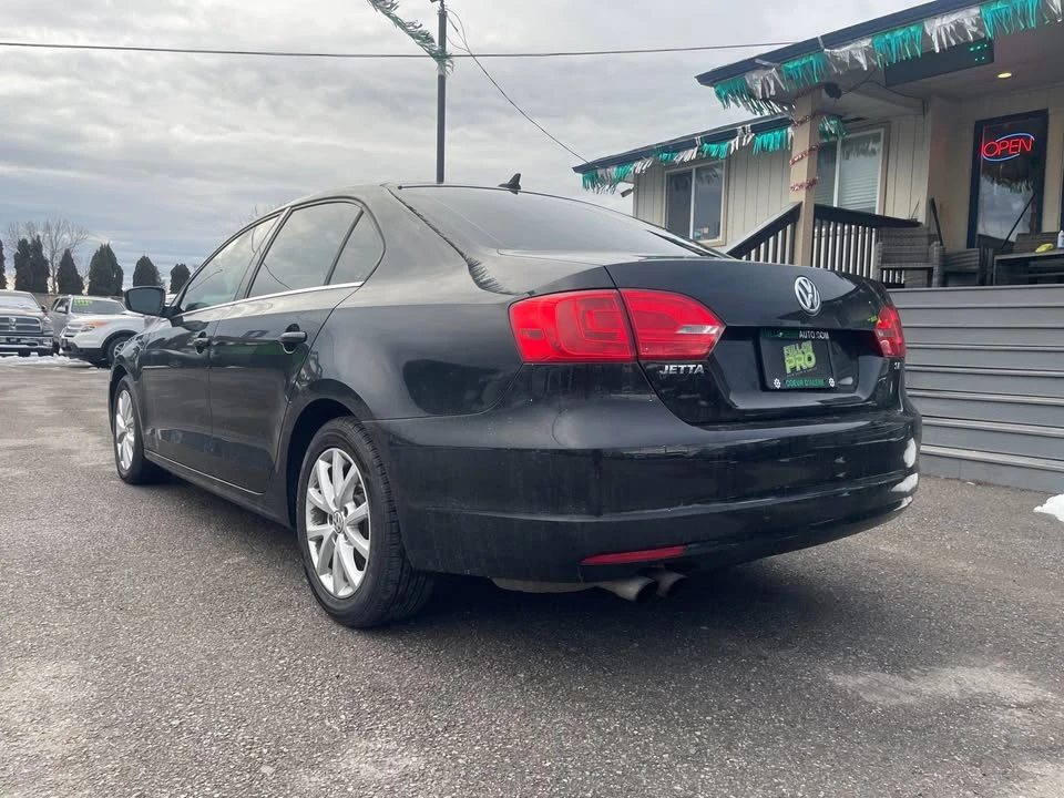 2014 Volkswagen Jetta - Image 4 of 13