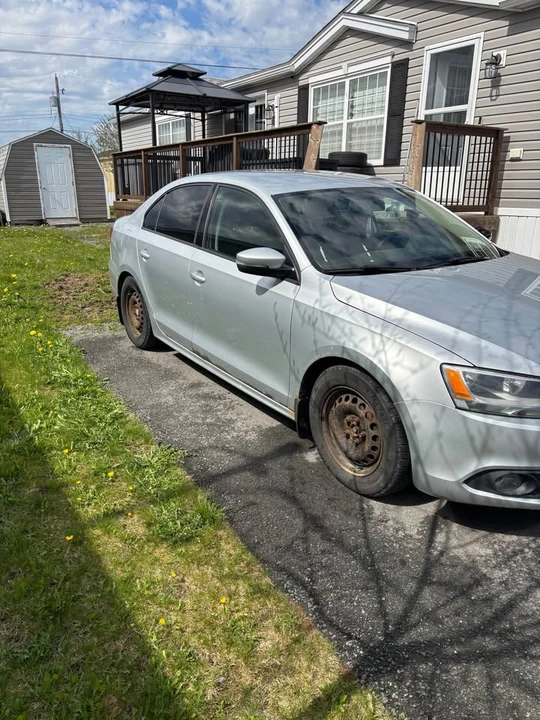 2014 Volkswagen Jetta - Image 3 of 9