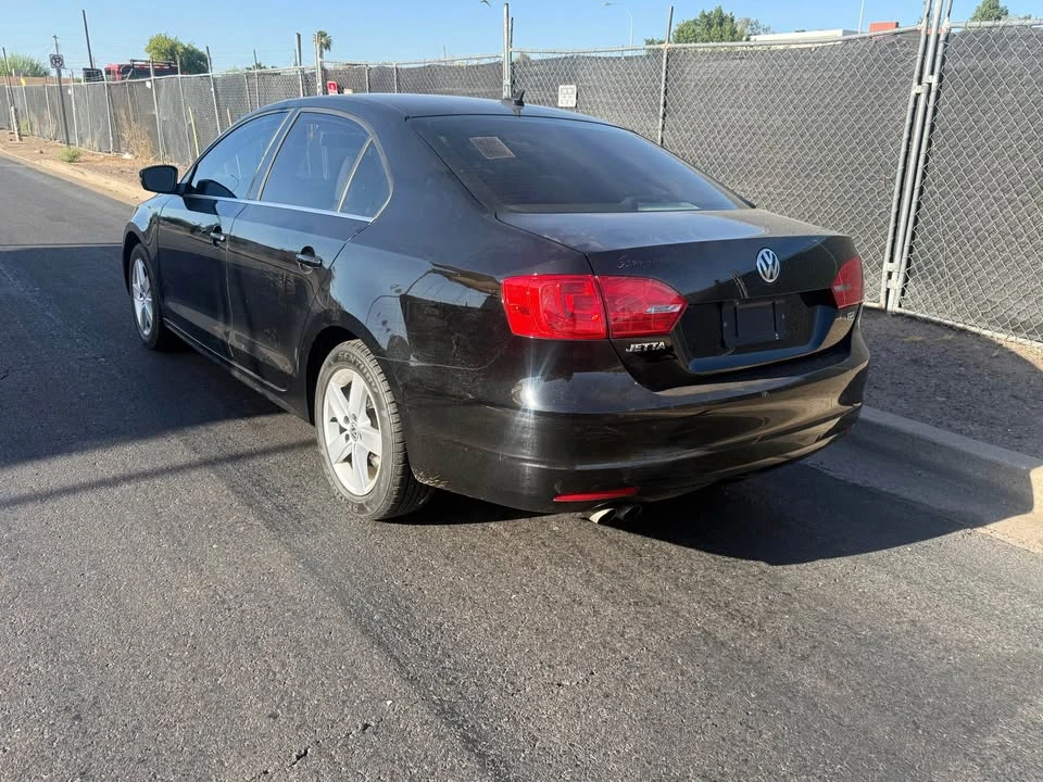 2014 Volkswagen Jetta - Image 3 of 6