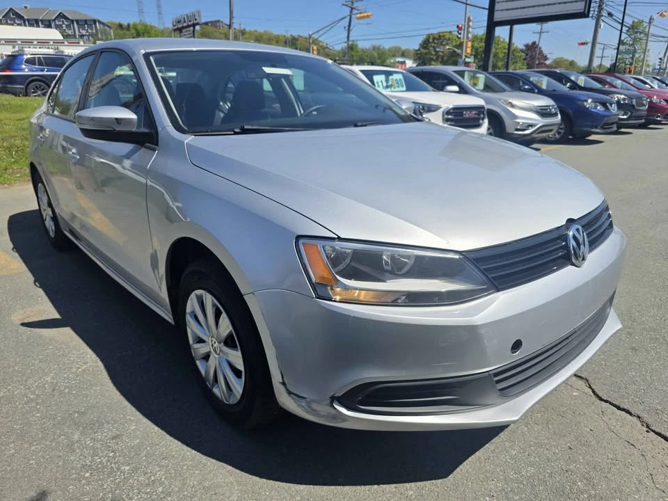 2014 Volkswagen Jetta - Image 2 of 9