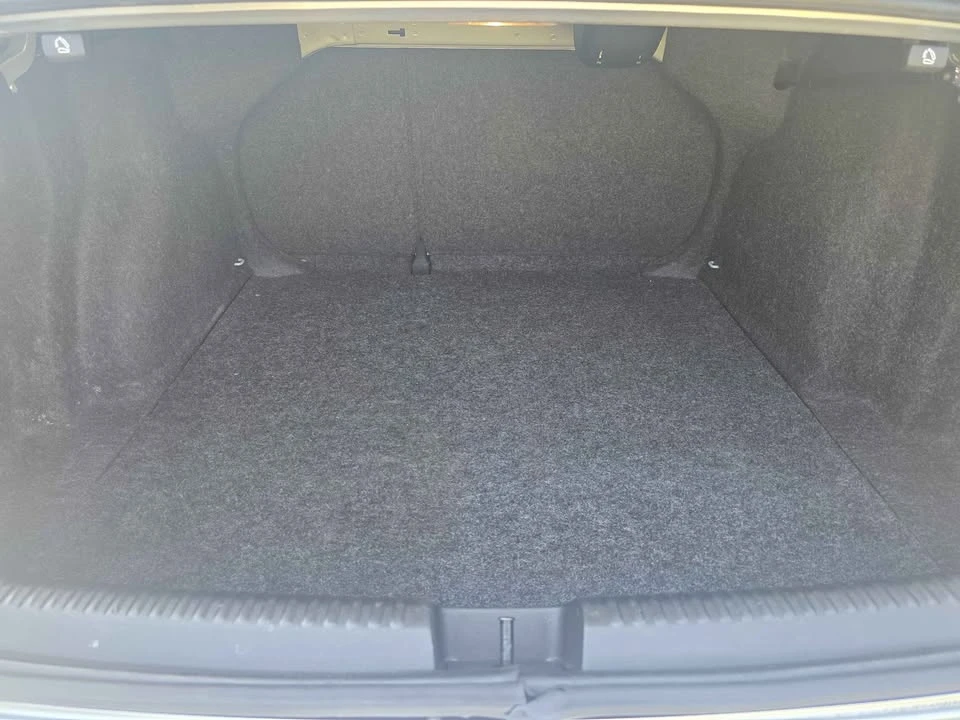 2014 Volkswagen Jetta - Image 7 of 9