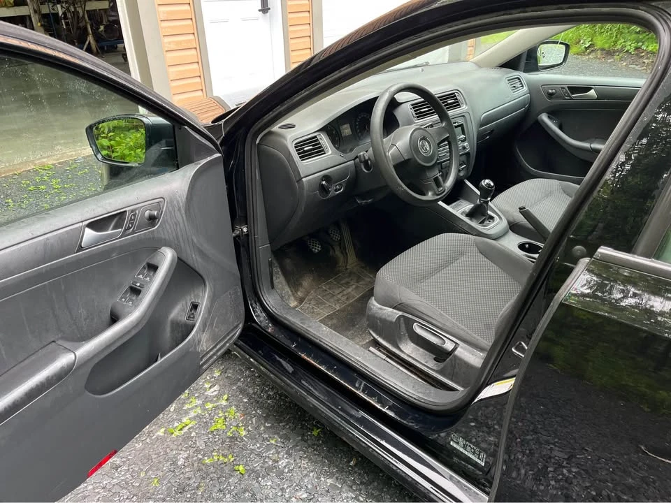 2014 Volkswagen Jetta - Image 3 of 8